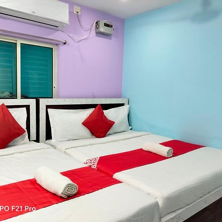 Hotel Sea Gold Puri Esterno foto